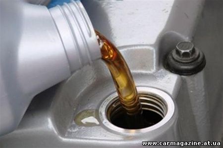 Можно ли смешивать минеральное моторное масло с синтетическим?